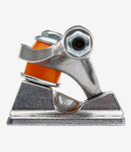 Load image into Gallery viewer, Independent Trucks Mid Silver Indy Skate Skateboard Skateboarding Morocco Maroc Skatemarket Shop Skateshop